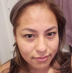 Meet your Posher, Leticia